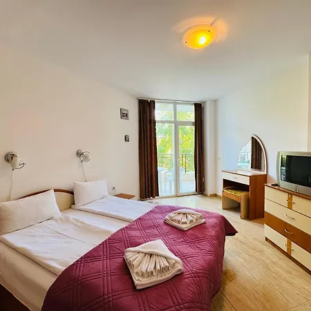 Апартамент Sun Village B 320 Sunny