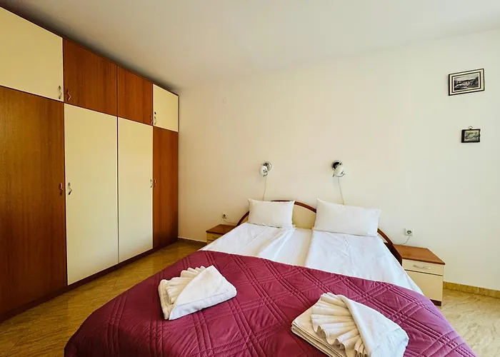 Sun Village B 320 Sunny * Slantchev Briag